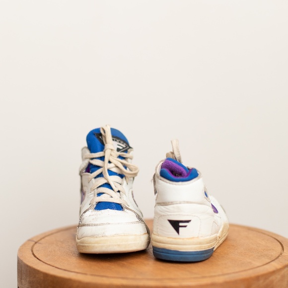 VINTAGE Nike sneakers - Picture 2 of 5